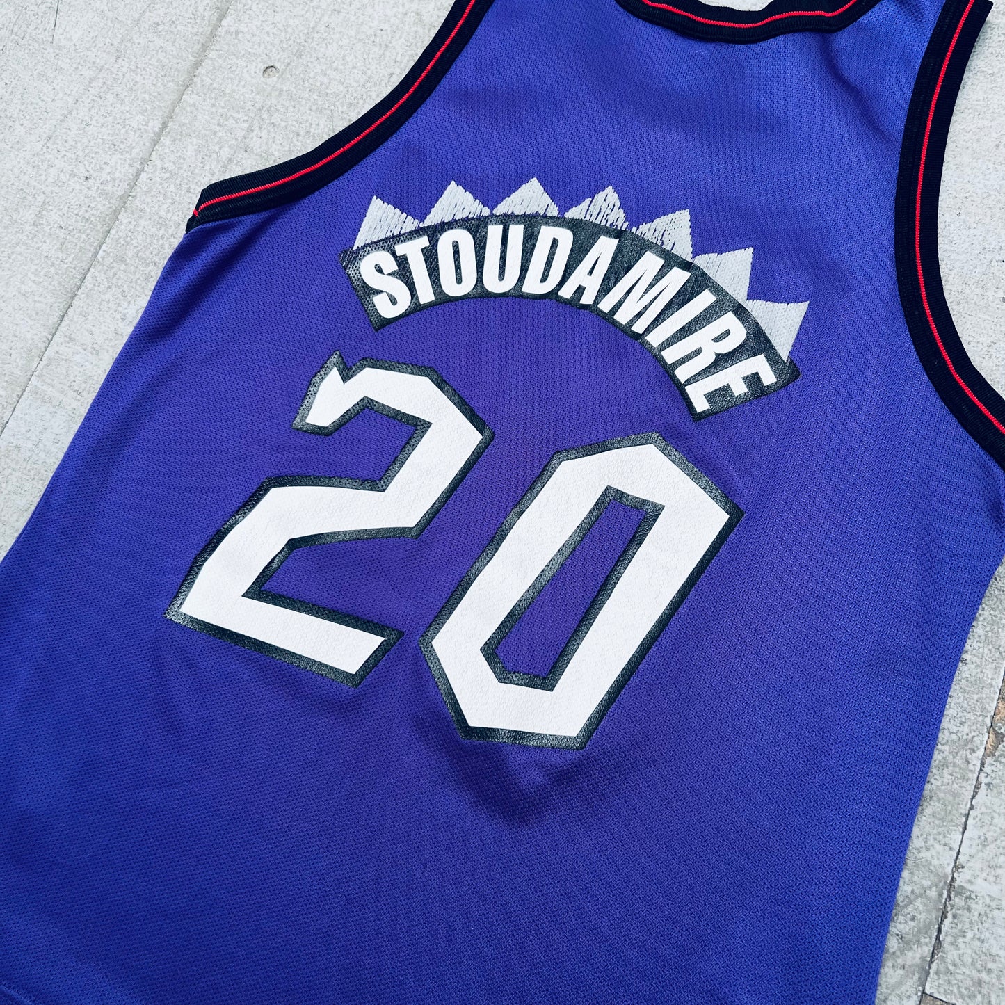 Toronto Raptors: Damon Stoudamire 1995/96 Rookie Champion Jersey (M)