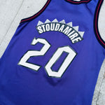 Toronto Raptors: Damon Stoudemire 1995/96 Rookie Champion Jersey (M)