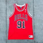 Chicago Bulls: Dennis Rodman 1995/96 Red Champion Jersey (M)