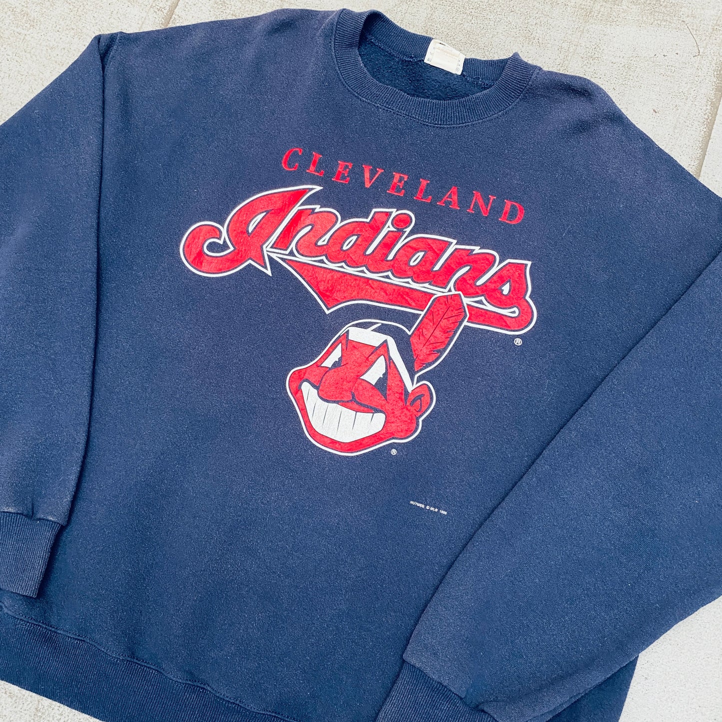 Cleveland Indians: 1996 Nutmeg Mills Graphic Spellout Sweat (XXL)