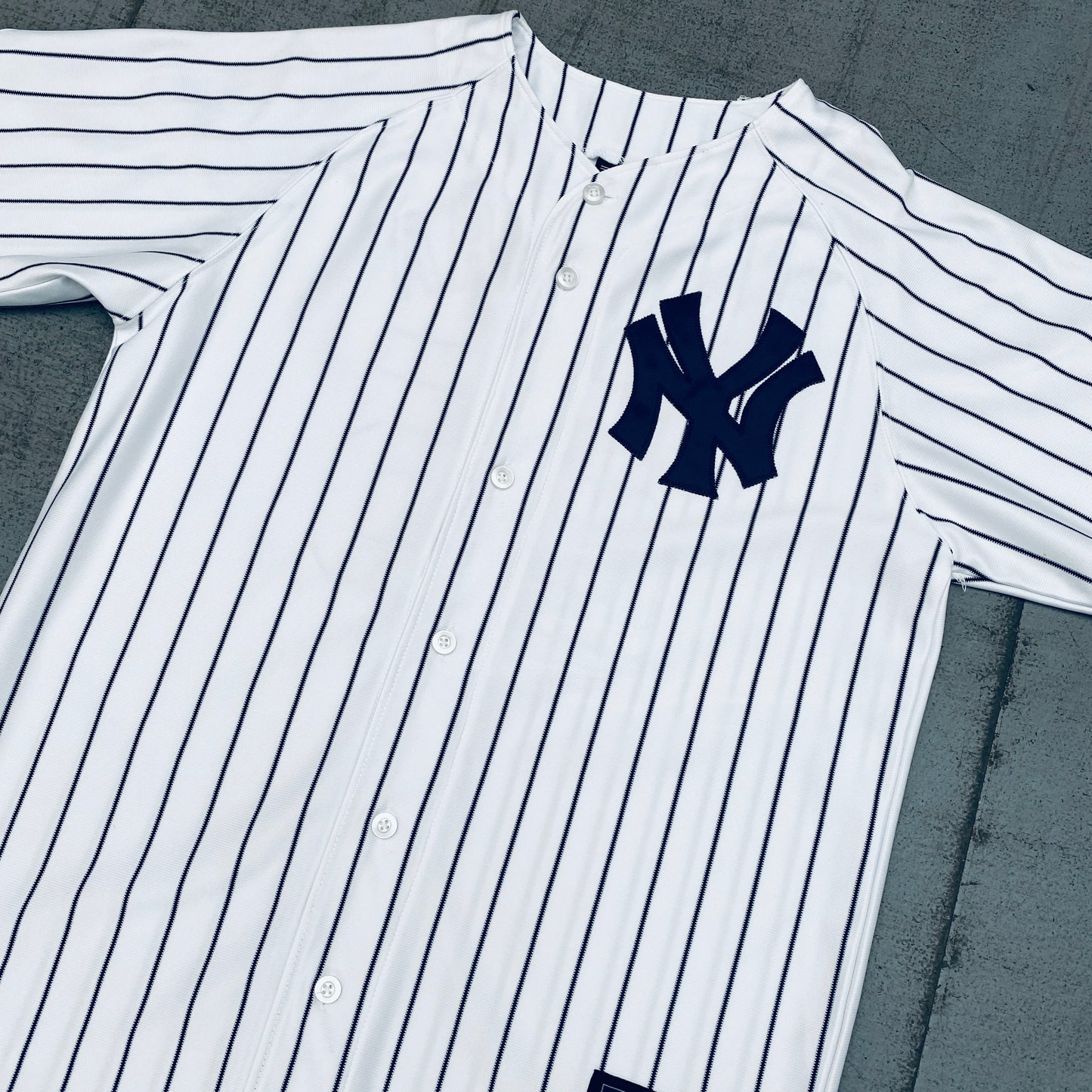 New York Yankees: Mark Teixeira 2009 White Pinstripe Majestic Stitched Jersey (S)