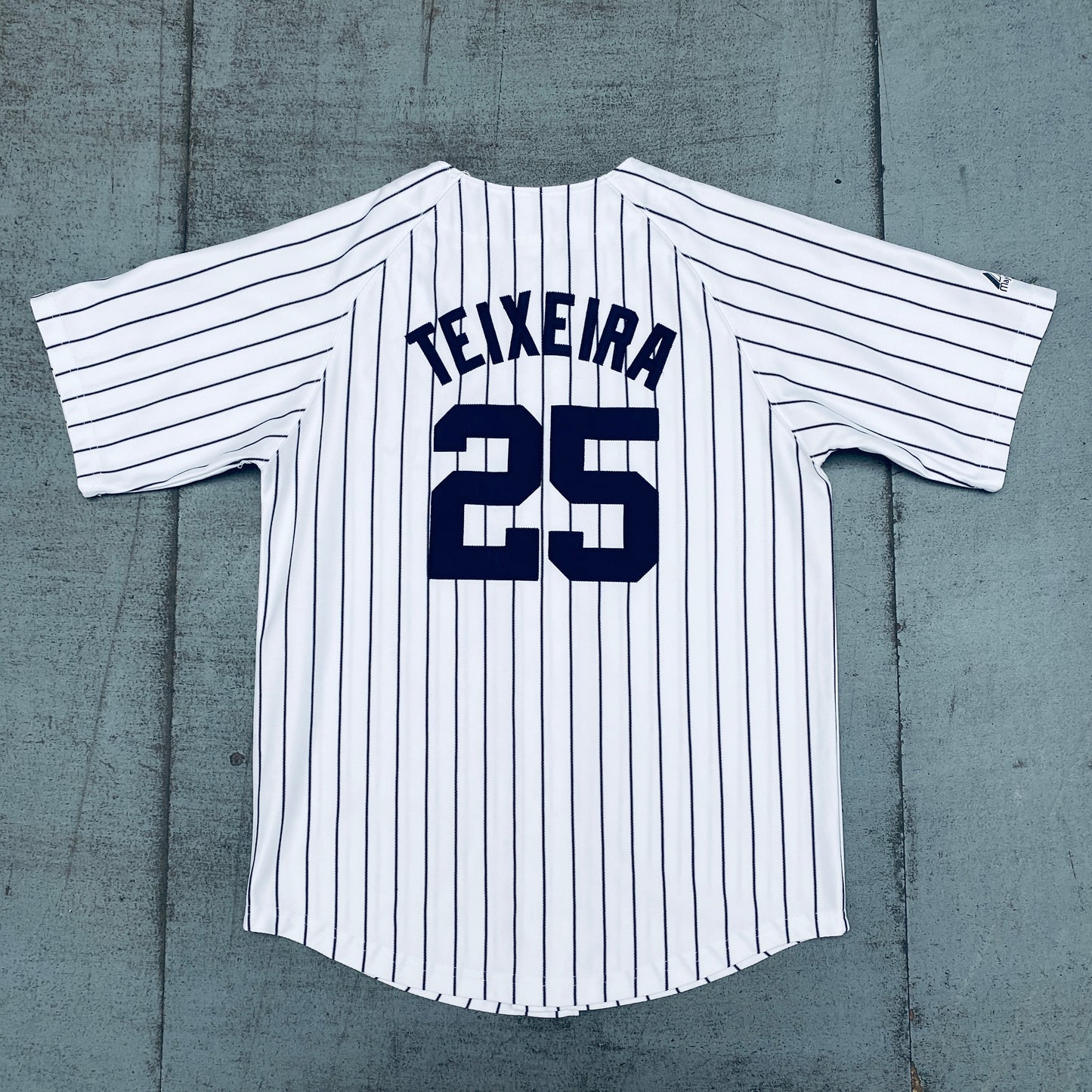 New York Yankees: Mark Teixeira 2009 White Pinstripe Majestic Stitched Jersey (S)