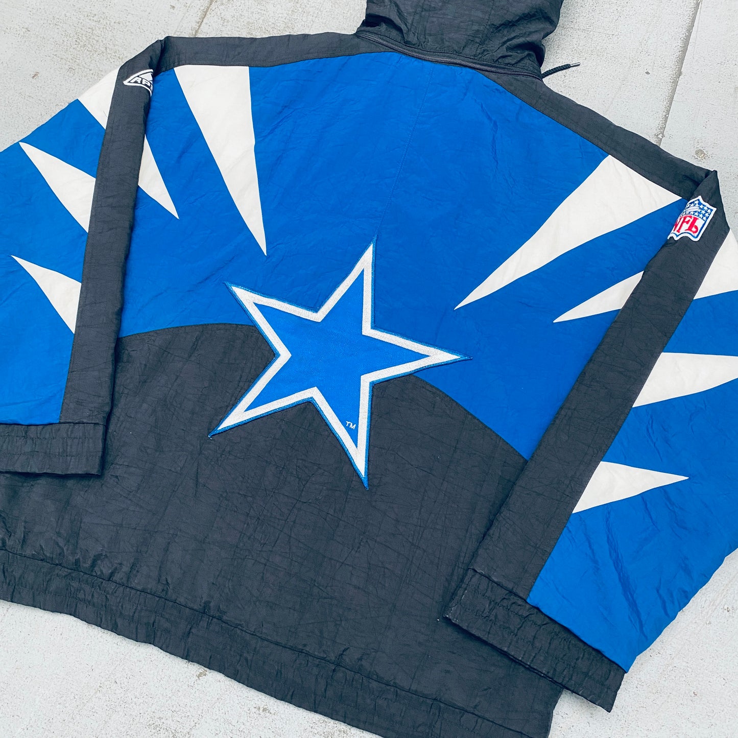 Dallas Cowboys: 1990's Apex One Sharktooth Fullzip Proline Jacket (L)