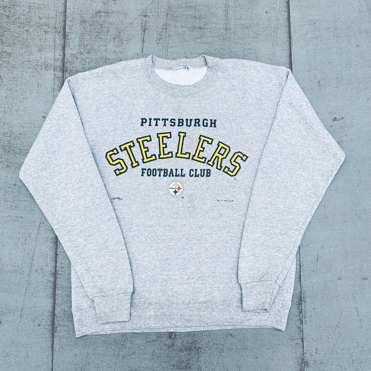 Pittsburgh Steelers: 1995 Nutmeg Mills Graphic Spellout Sweat (M)