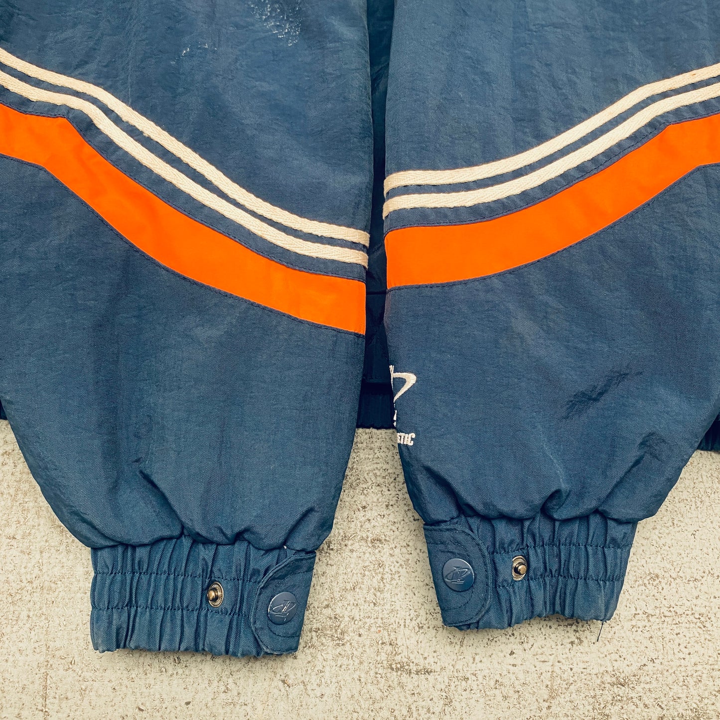 Chicago Bears: 1990's Logo Athletic Diamond Spike Fullzip Proline Jacket (L)