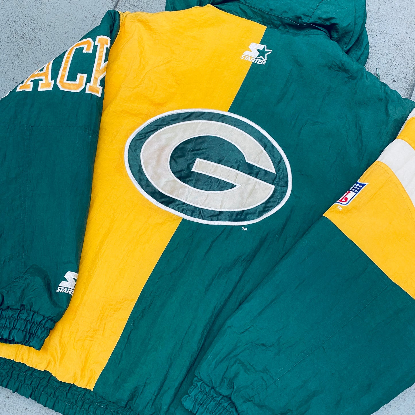 Green Bay Packers: 1990's Fullzip Proline Split Back Starter Jacket (L)