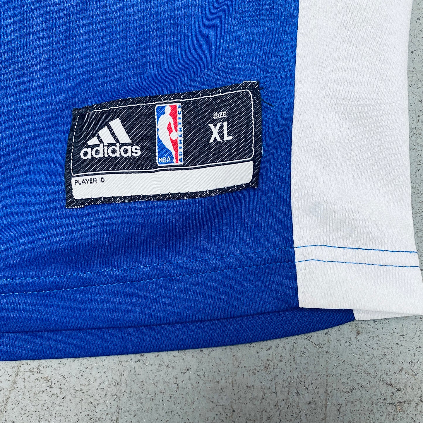 Golden State Warriors: Steph Curry 2016/17 Blue Adidas Jersey (S)