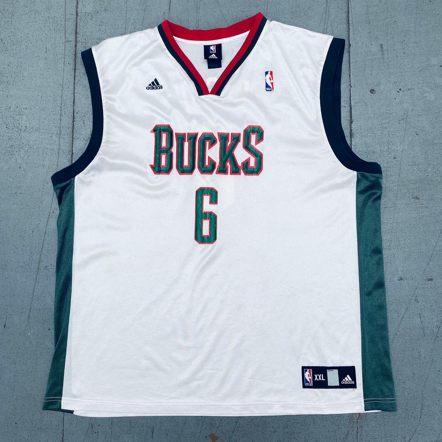 Milwaukee Bucks: Andrew Bogut 2006/07 White Adidas Jersey (XXL)