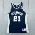San Antonio Spurs: Tim Duncan 1997/98 Rookie Black Champion Jersey (S/M)