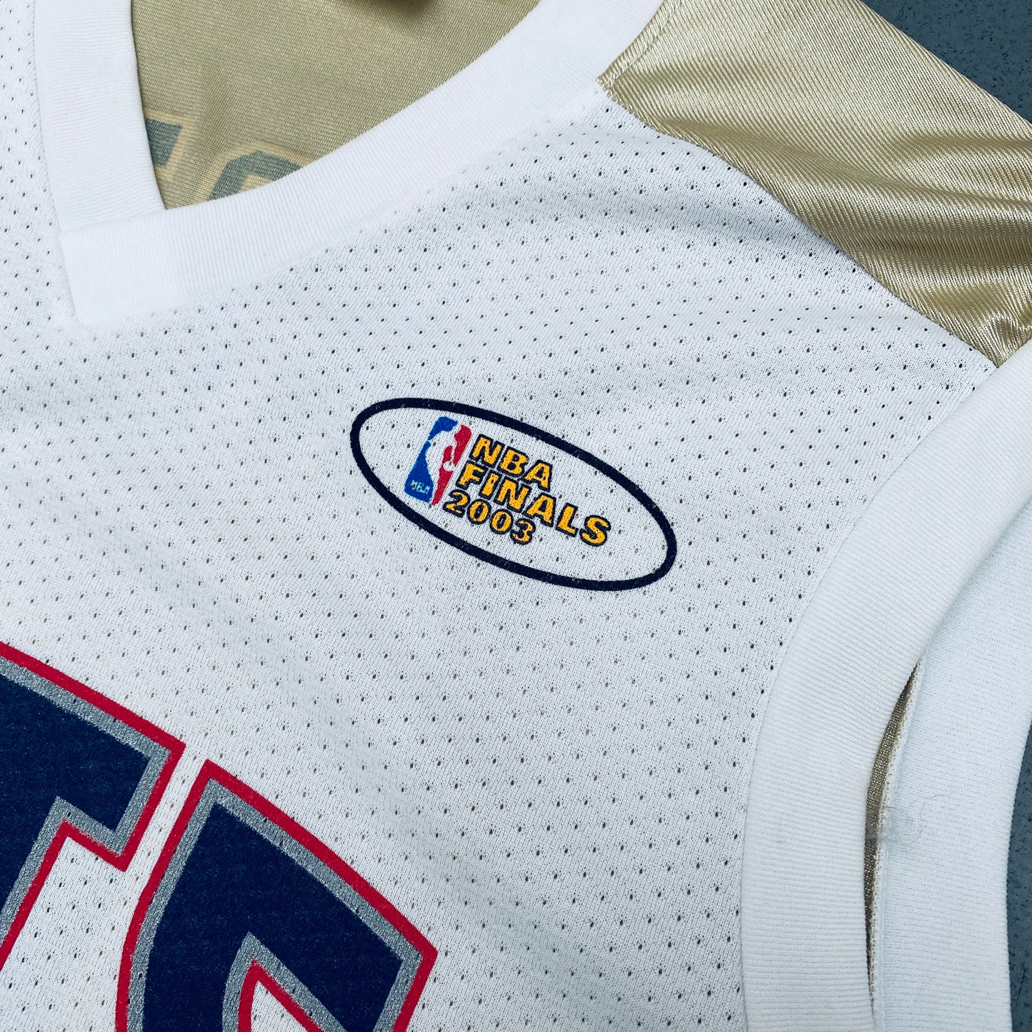 New Jersey Nets: Kenyon Martin 2002/03 White & Gold Majestic Jersey w/ 2003 Finals Patch (L)