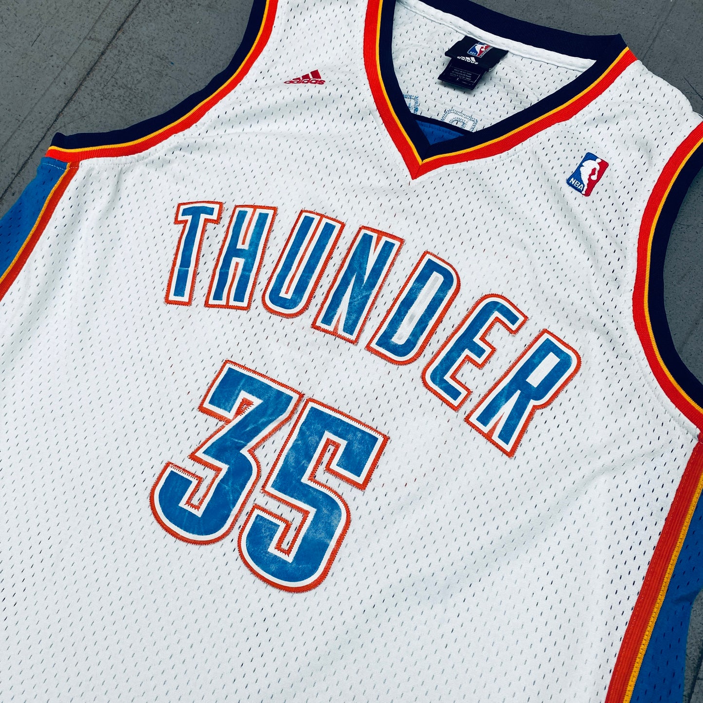 Oklahoma City Thunder: Kevin Durant 2010/11 White Adidas Stitched Jersey (L)