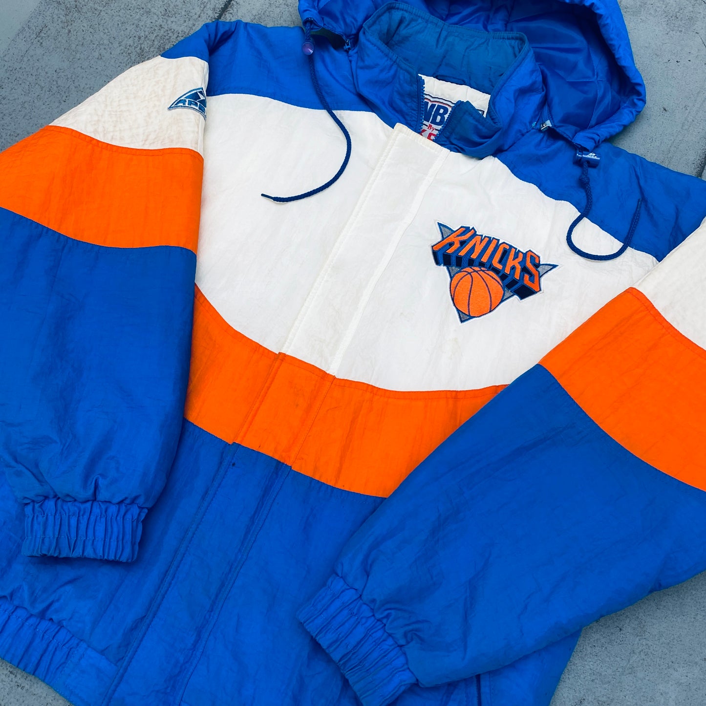 New York Knicks: 1990's Apex One Wave Fullzip Jacket (L)