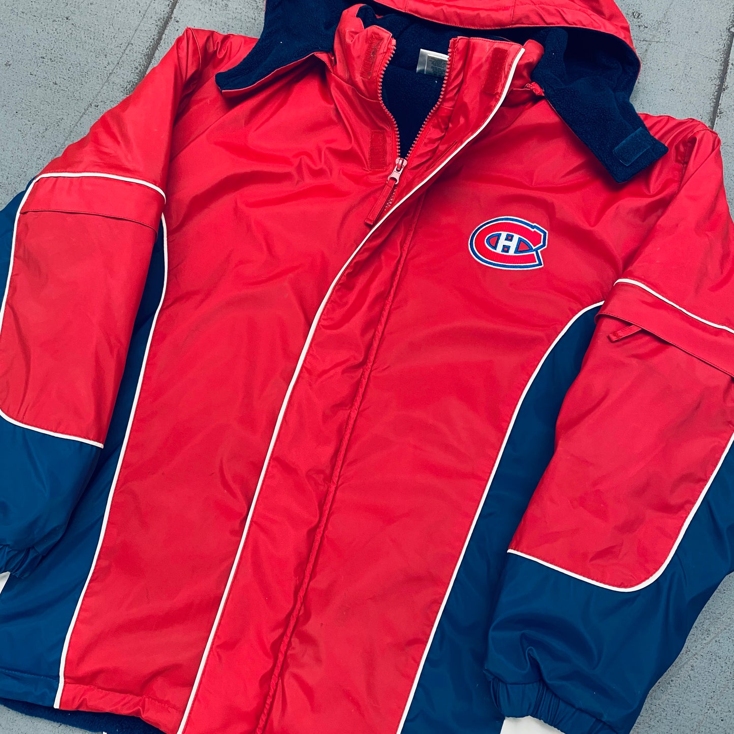 Montreal Canadiens: 1990's Fullzip Waterproof Fleeced Rain Mac (S/M)