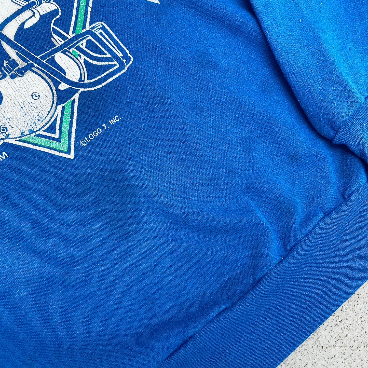 Seattle Seahawks: 1990's Logo 7 Graphic Spellout Sweat (S)