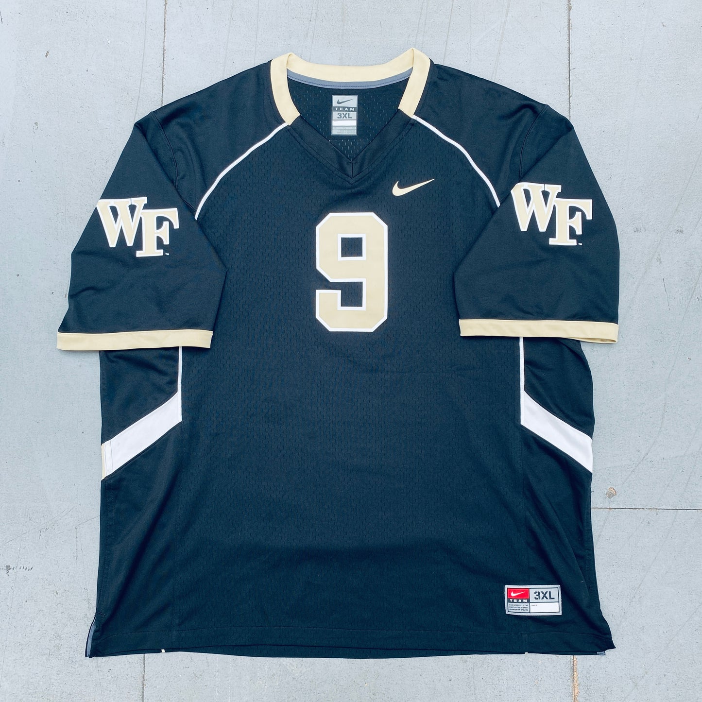 Wake Forest Demon Deacons: No. 9 Nike Jersey (XXL)