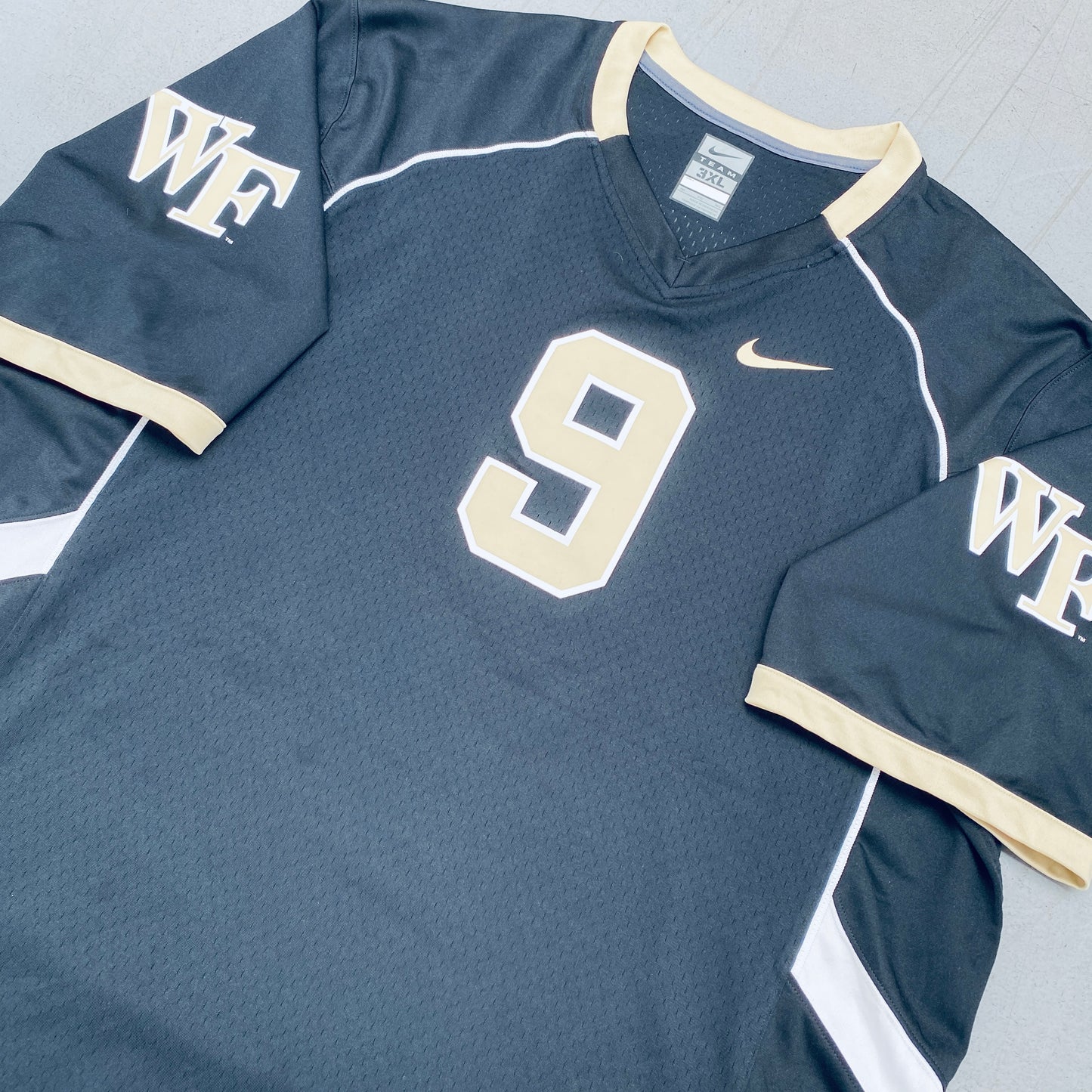 Wake Forest Demon Deacons: No. 9 Nike Jersey (XXL)