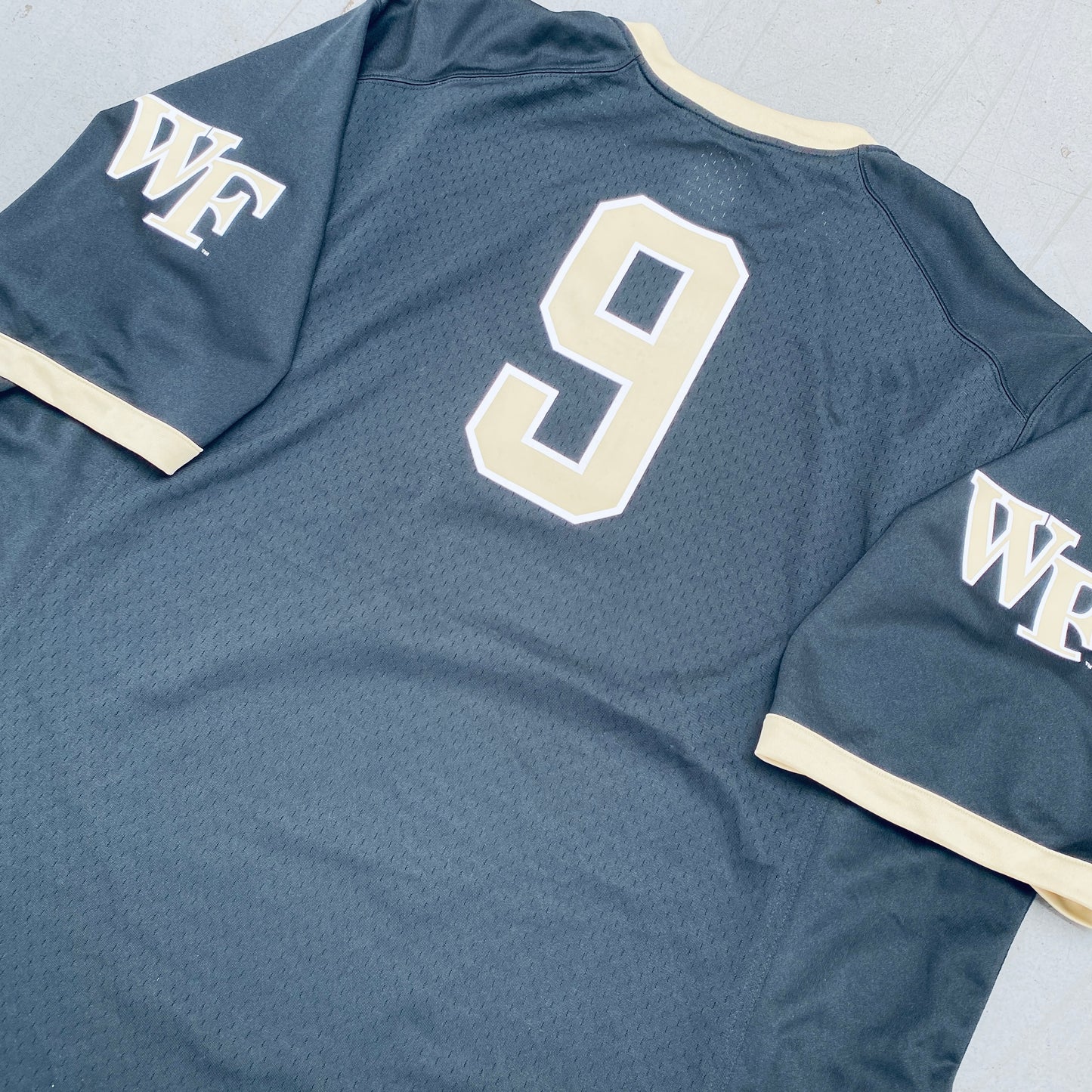 Wake Forest Demon Deacons: No. 9 Nike Jersey (XXL)