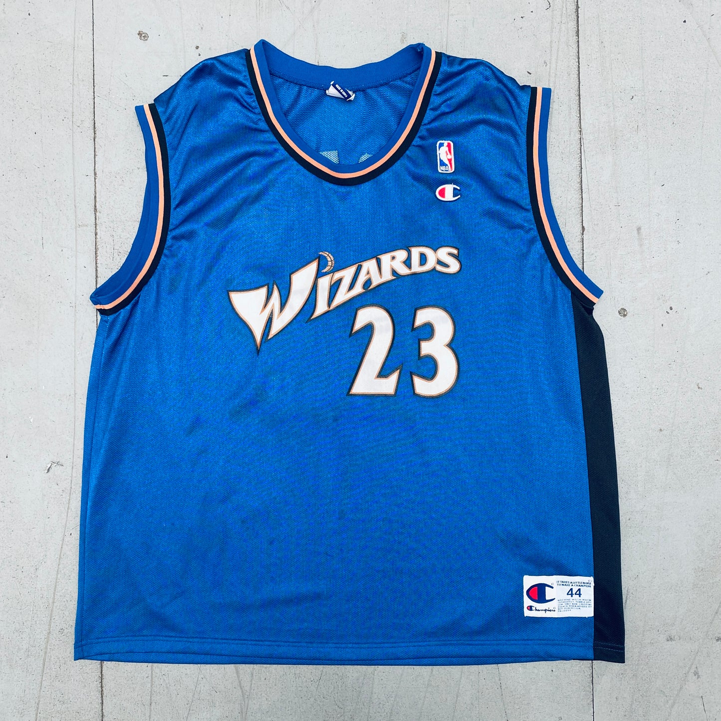 Washington Wizards: Michael Jordan 2001/02 Blue Champion Jersey (L)