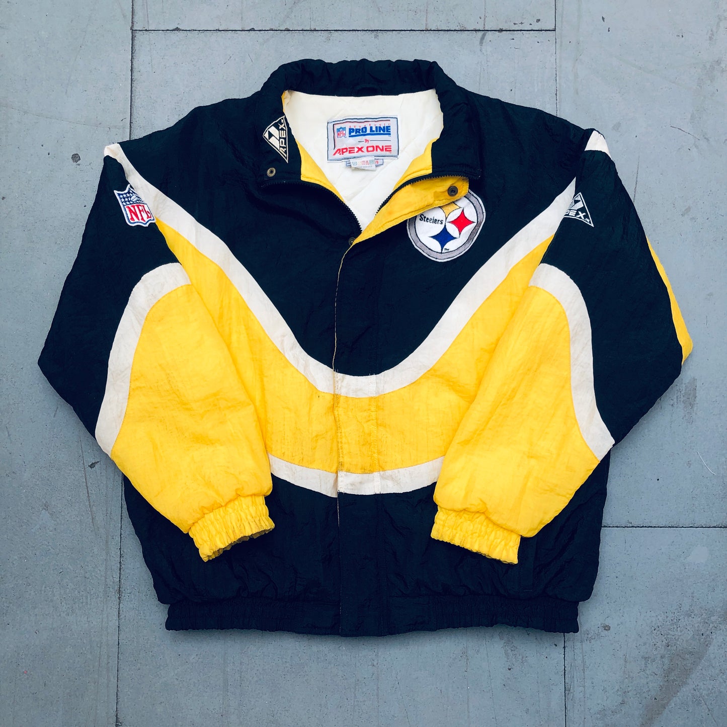 Pittsburgh Steelers: 1990's Apex One "Ice Cream Man" Wave Fullzip Proline Jacket (L)