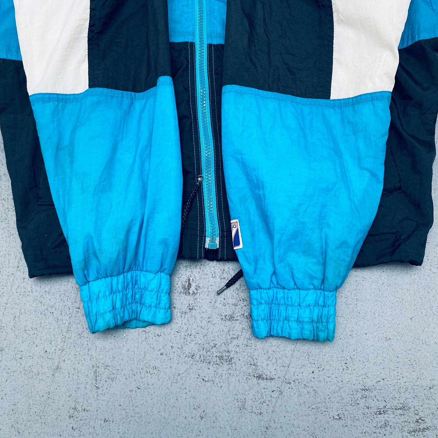 Charlotte Hornets: 1990's Logo 7 Fullzip Windbreaker (S)