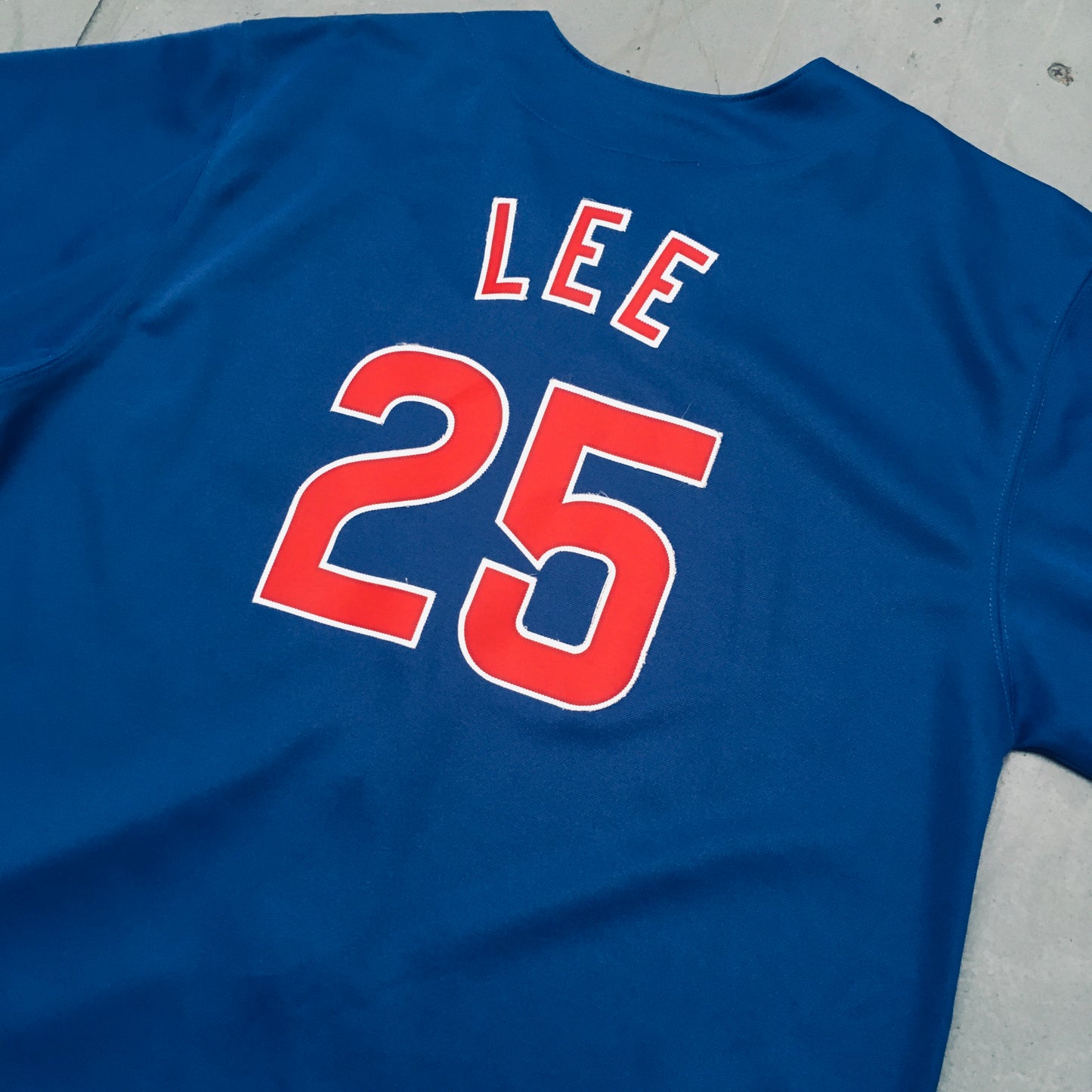 Chicago Cubs: Derrek Lee 2005 Blue Majestic Stitched Jersey (S)