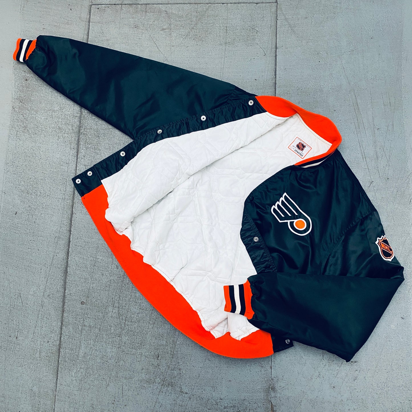 Philadelphia Flyers: 1980's Satin Starter Bomber Jacket (XL)