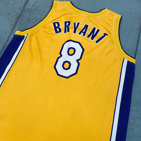 Los Angeles Lakers: Kobe Bryant 2001/2002 Yellow Champion Jersey (XL) –  National Vintage League Ltd.