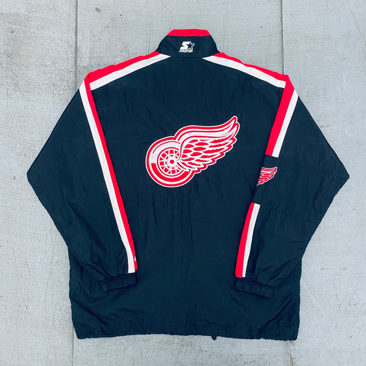 Detroit Red Wings: 1990's Blackout Fullzip Starter Windbreaker (L)