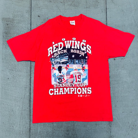 Detroit Red Wings: 1998 Back Again Stanley Cup Champions Tee (XL)
