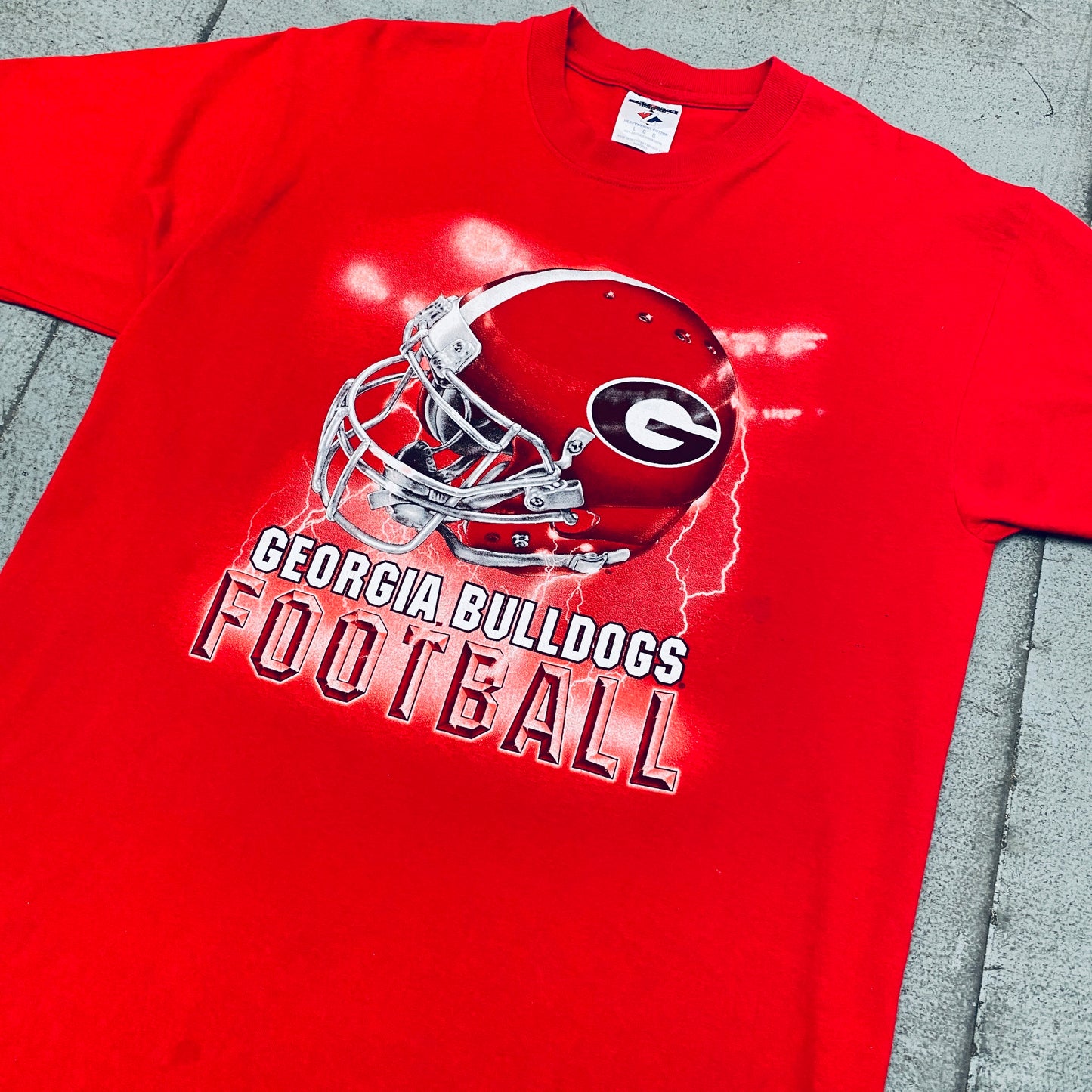 Georgia Bulldogs: 1990's Graphic Spellout Tee (L)