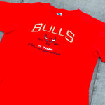 Chicago Bulls: 1997 5 Time Champions Embroidered Spellout Tee (L/XL)