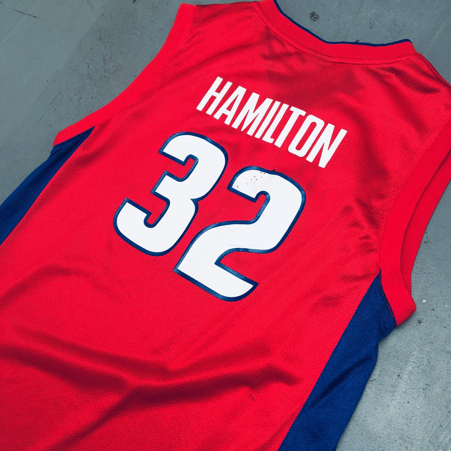 Detroit Pistons: Richard Hamilton 2003/04 Red Reebok Jersey (XS/S)