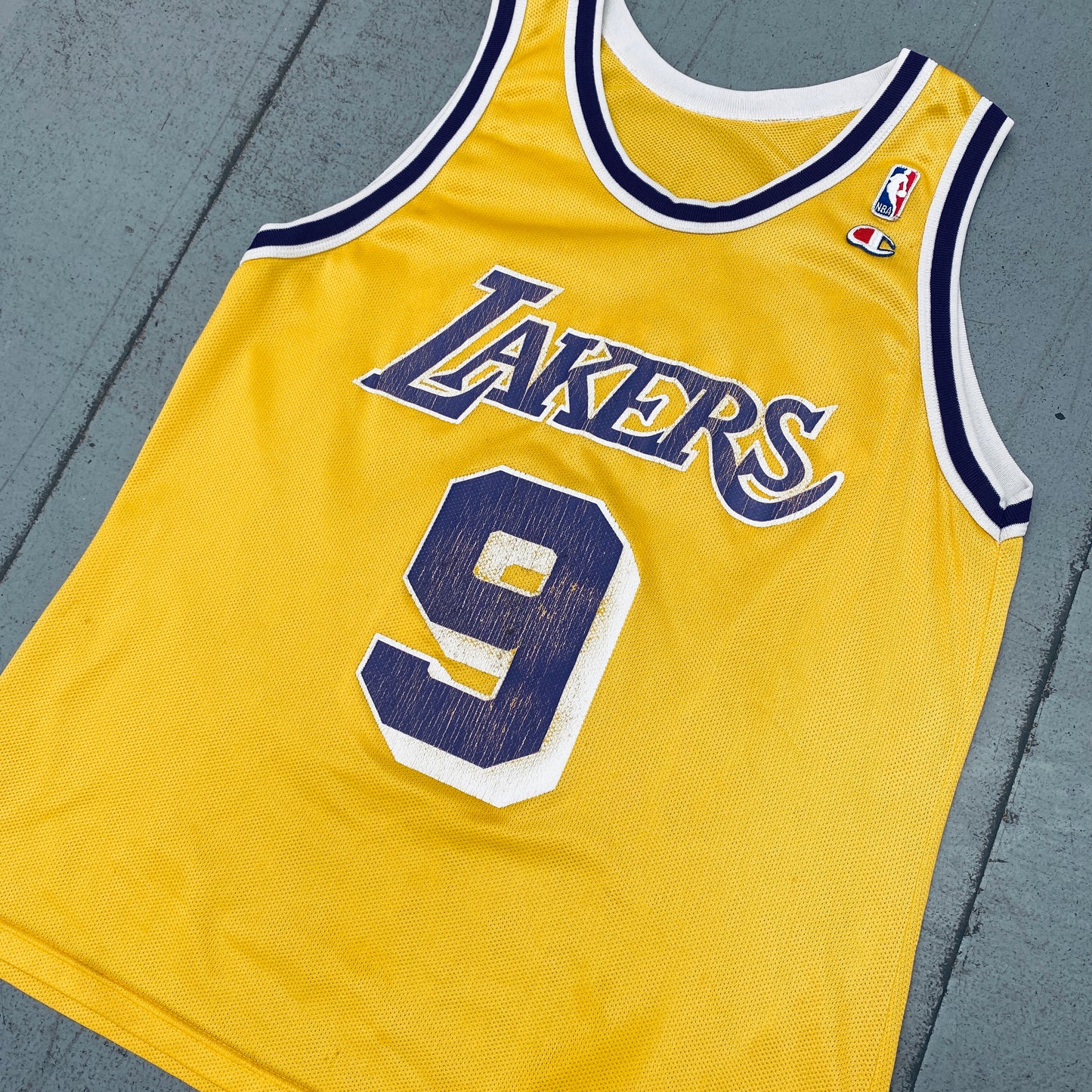 Los Angeles Lakers: Nick Van Exel 1994/95 Yellow Champion Jersey (M)