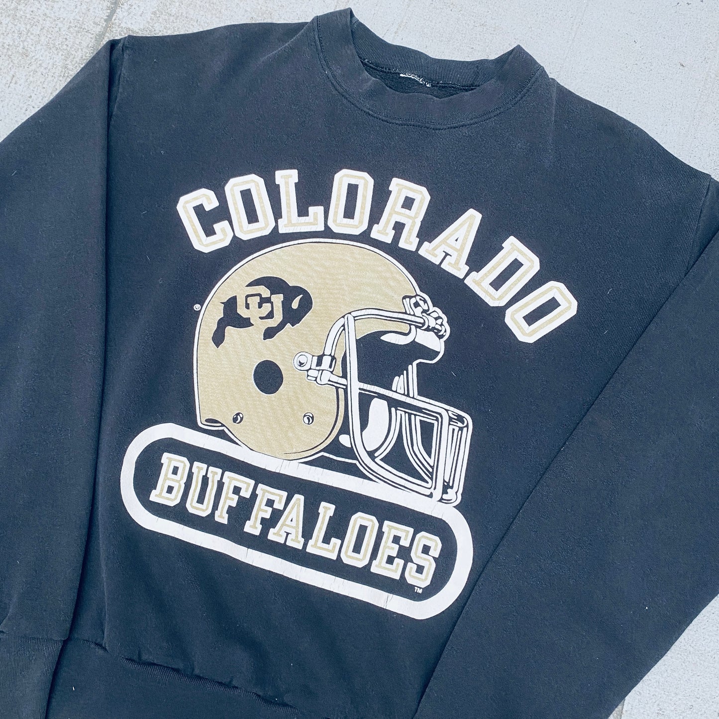 Colorado Buffaloes: 1990's Graphic Spellout Sweat (M)