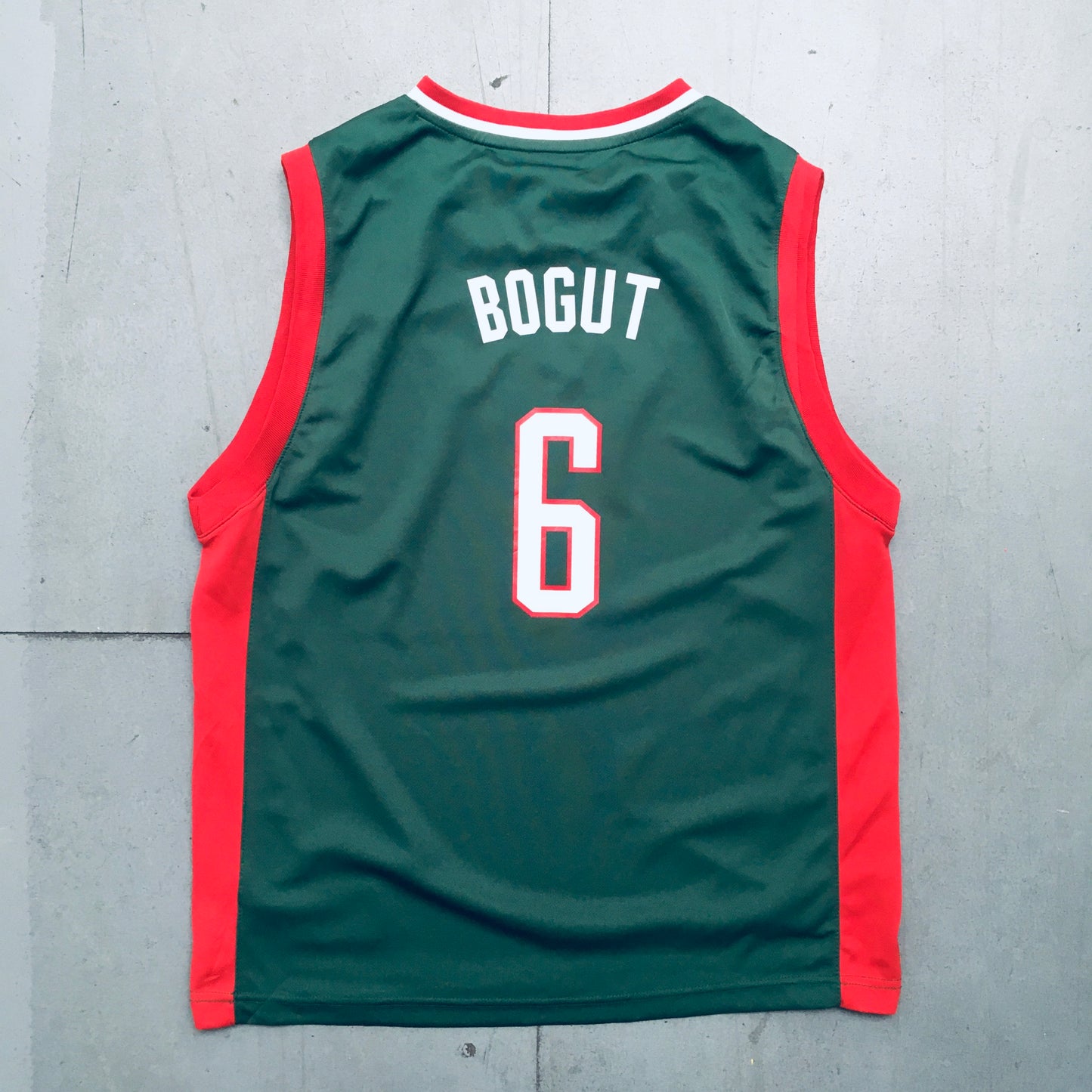 Milwaukee Bucks: Andrew Bogut 2006/07 Green Adidas Jersey (S/M)