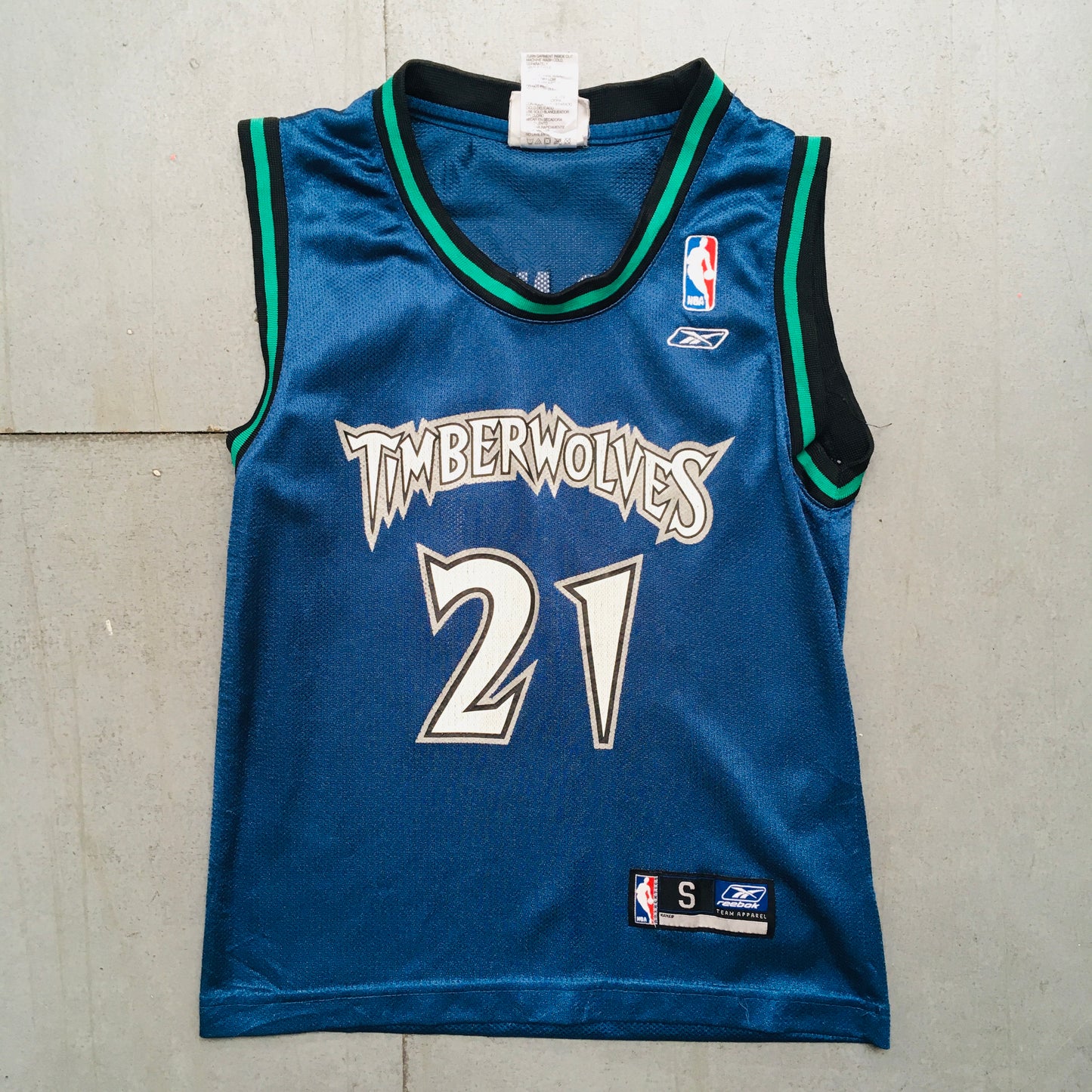 Minnesota Timberwolves: Kevin Garnett 2003/04 Black Reebok Jersey (XXS)