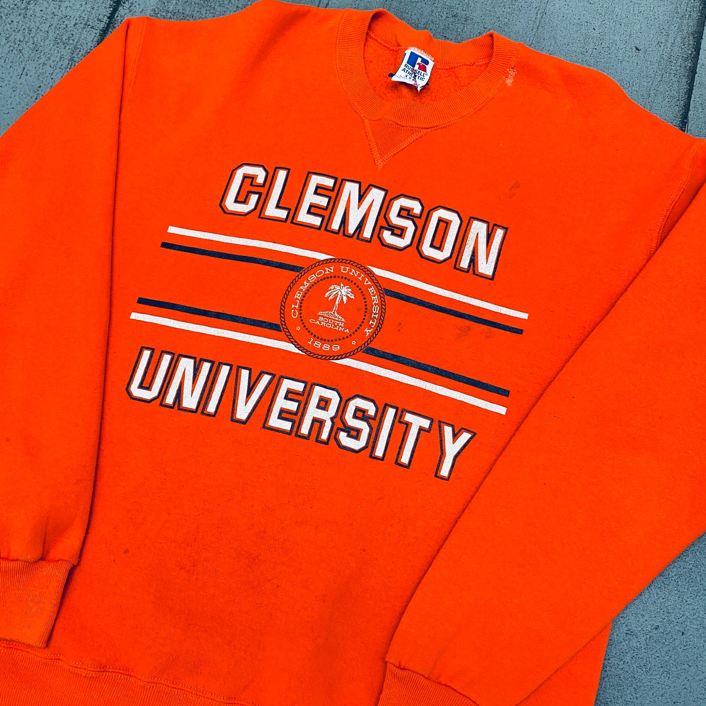 Clemson Tigers: 1990's Russell Athletic University Seal Graphic Sweat (XL)