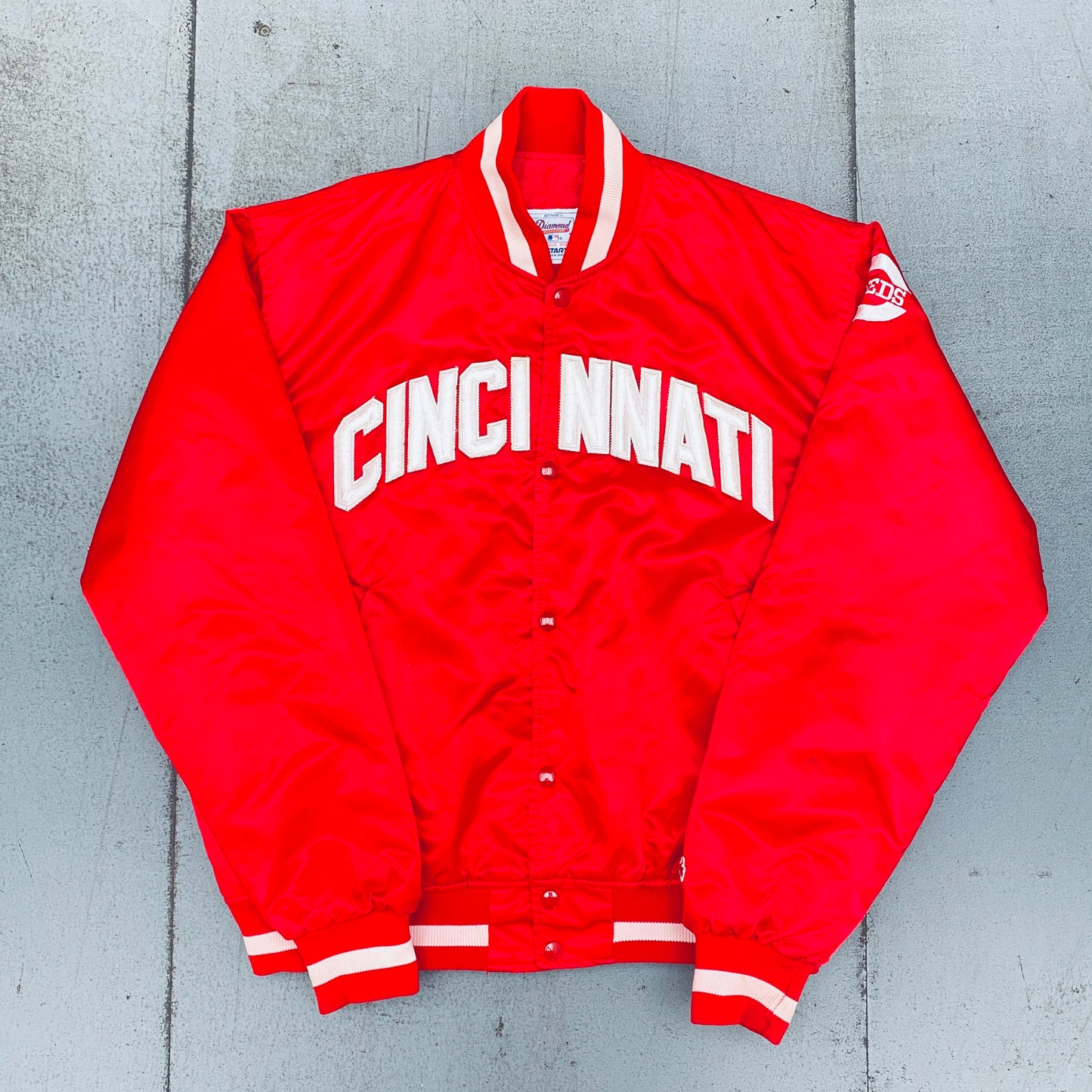 Cincinnati Reds: 1980's Satin Diamond Collection Starter Bomber Jacket (XL)