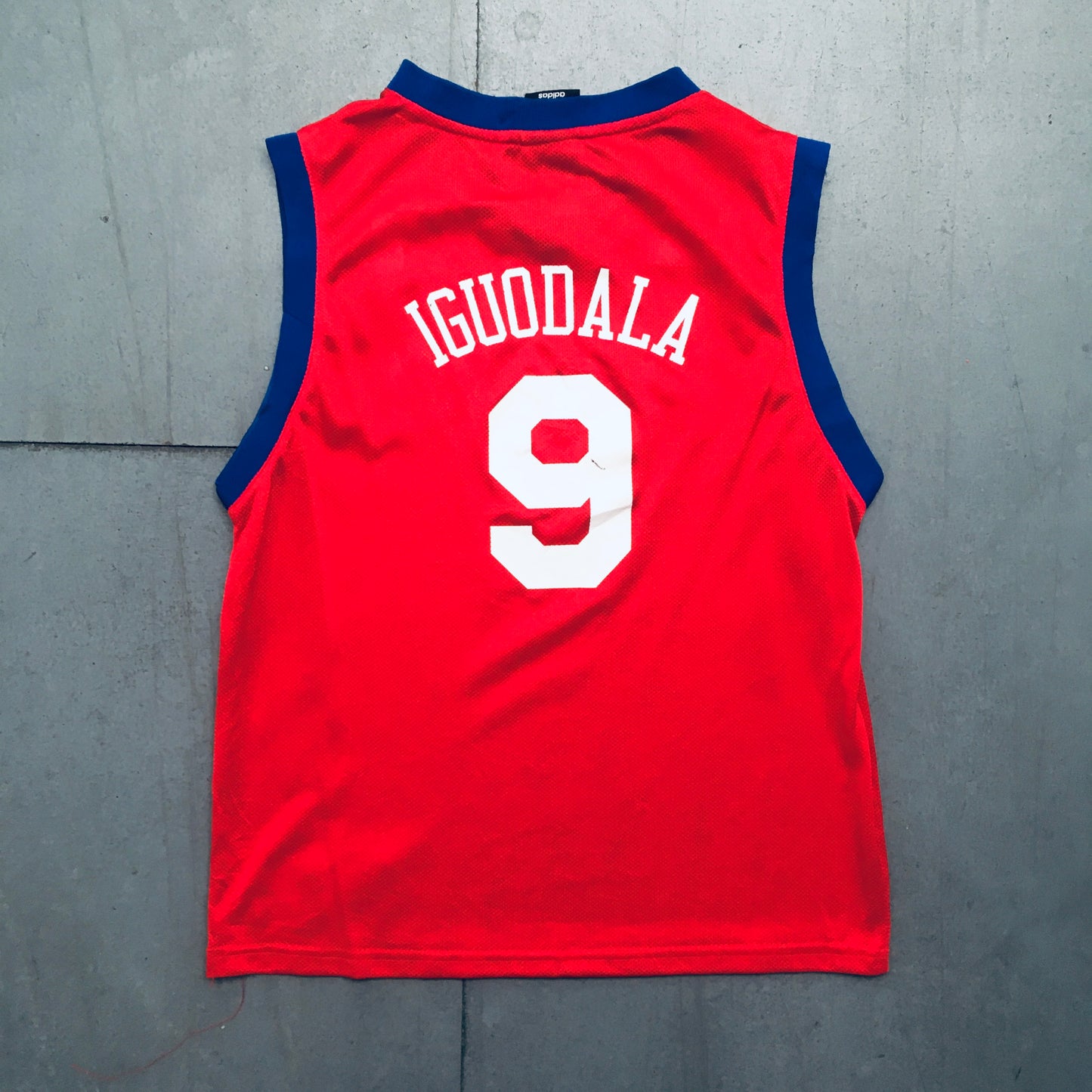 Philadelphia 76ers: Andre Iguodala 2006/07 Red Adidas Jersey (S)