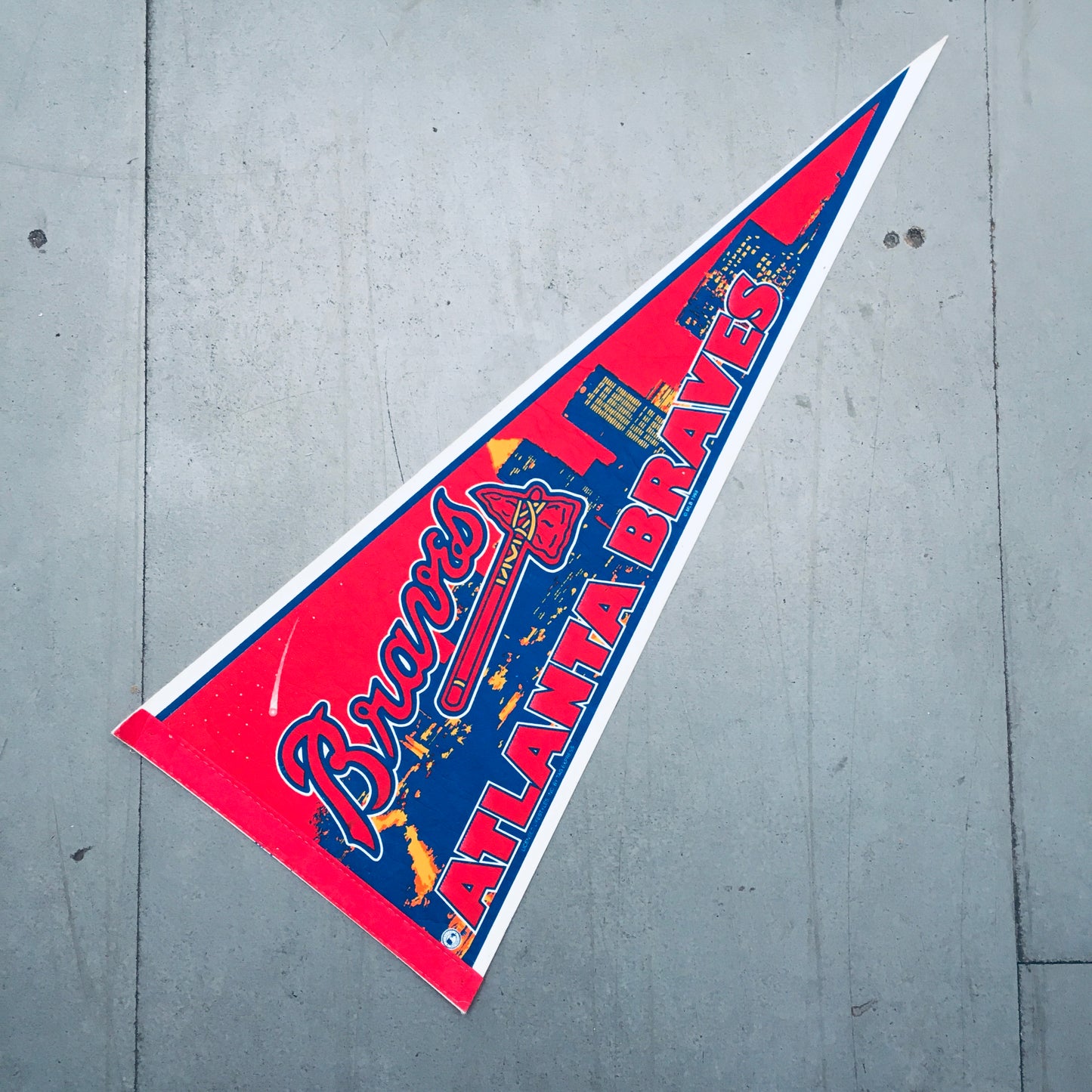 Atlanta Braves: 1998 Tag Express Felt Pennant