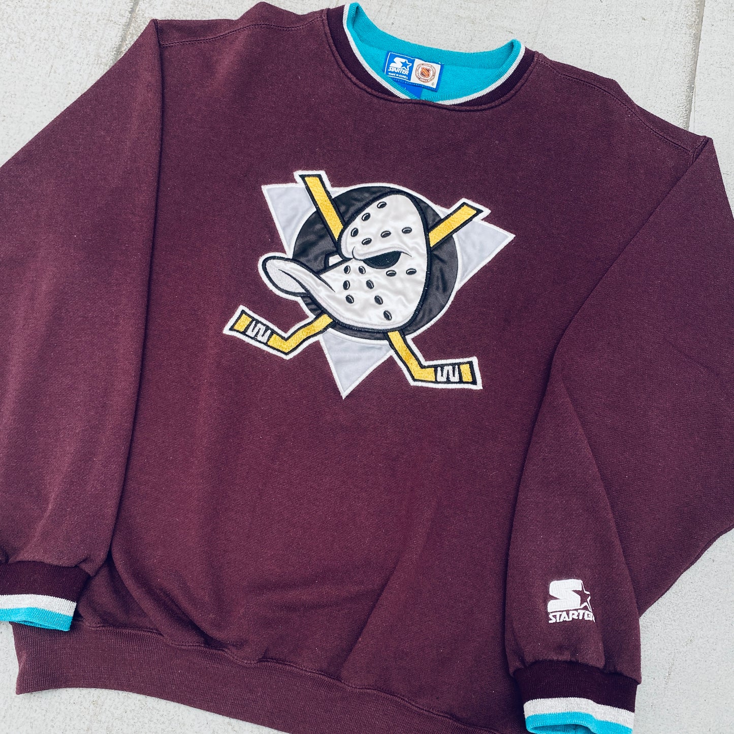 Mighty Ducks Of Anaheim: 1990's Embroidered Logo Starter Sweat (L)