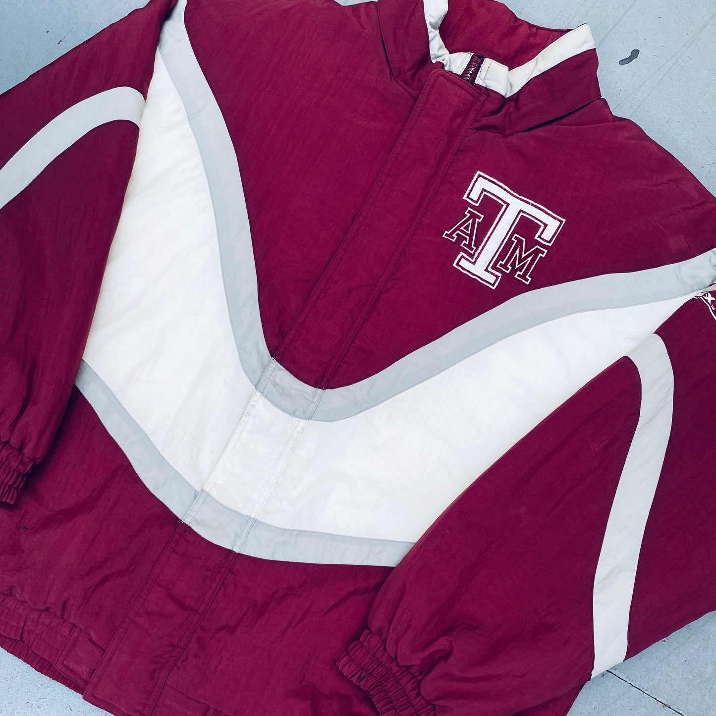 Texas A&M Aggies: 1990's Apex One "Ice Cream Man" Wave Fullzip Jacket (XL)