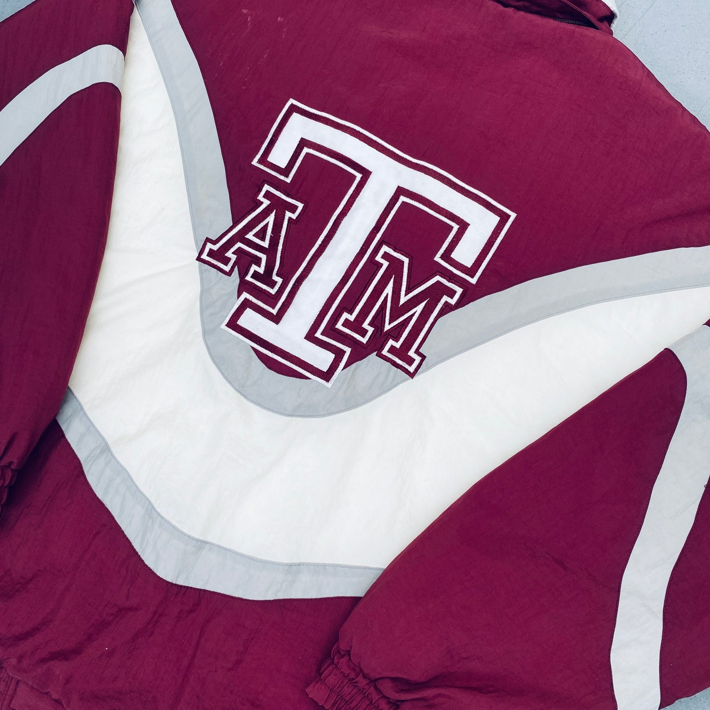 Texas A&M Aggies: 1990's Apex One "Ice Cream Man" Wave Fullzip Jacket (XL)