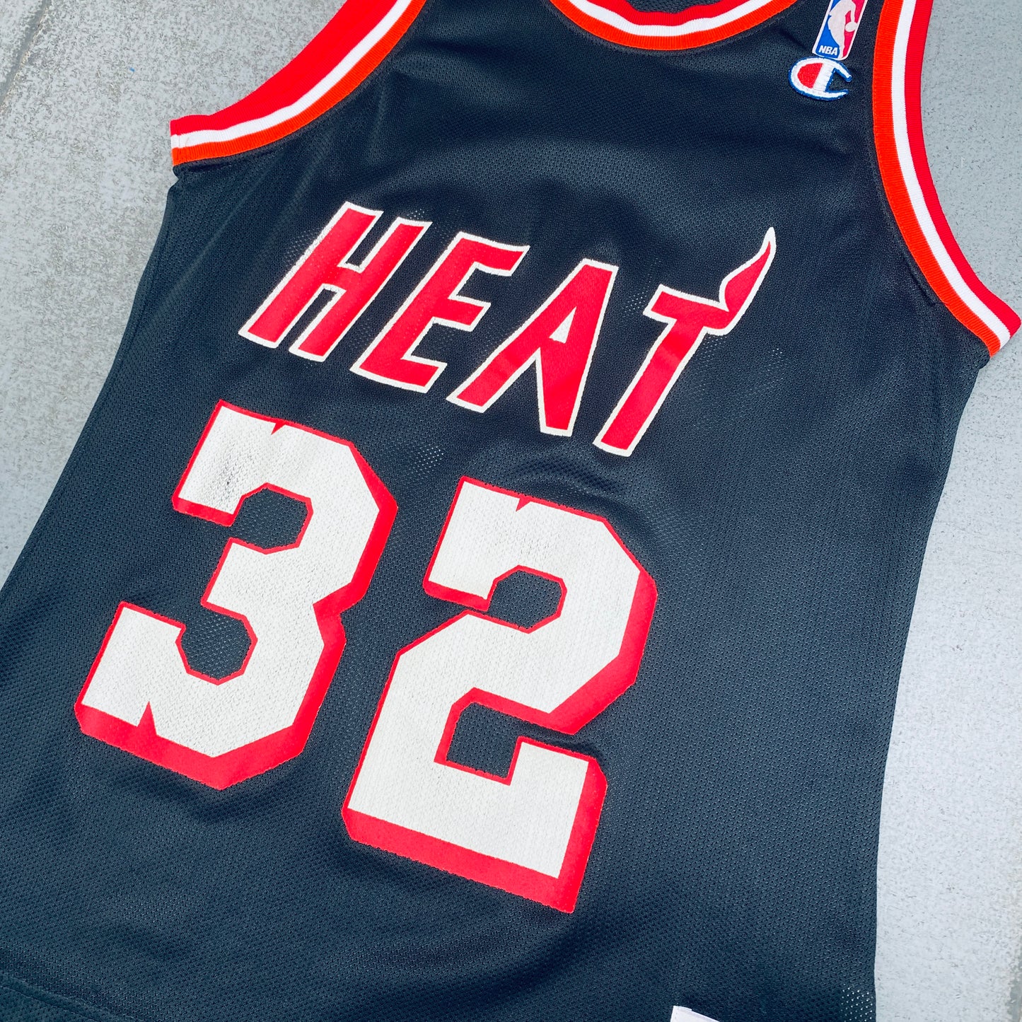 Miami Heat: Harold Miner 1993 Black Champion Jersey (S)