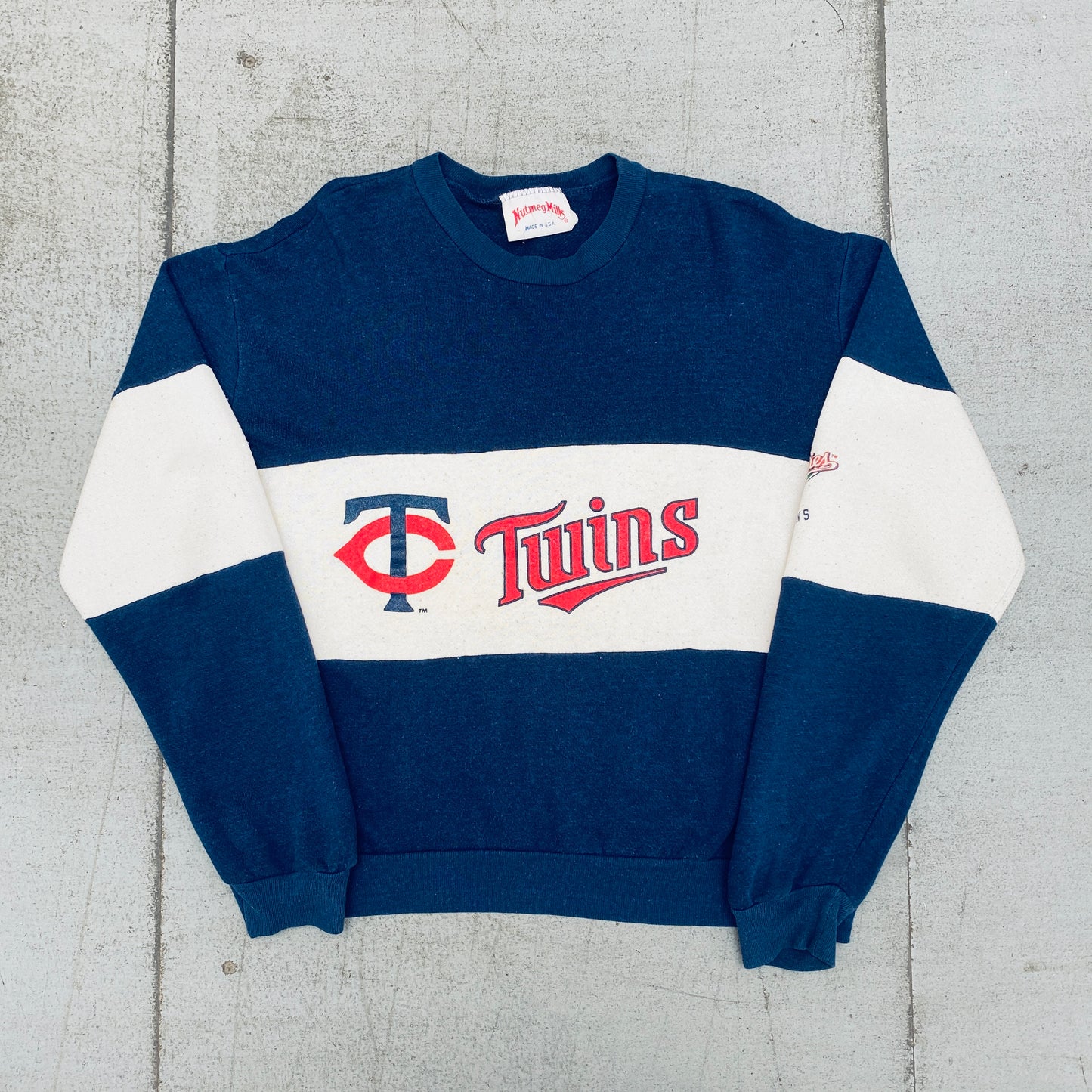 Minnesota Twins: Nutmeg Mills 1987 World Series Champions Sweat (M/L)