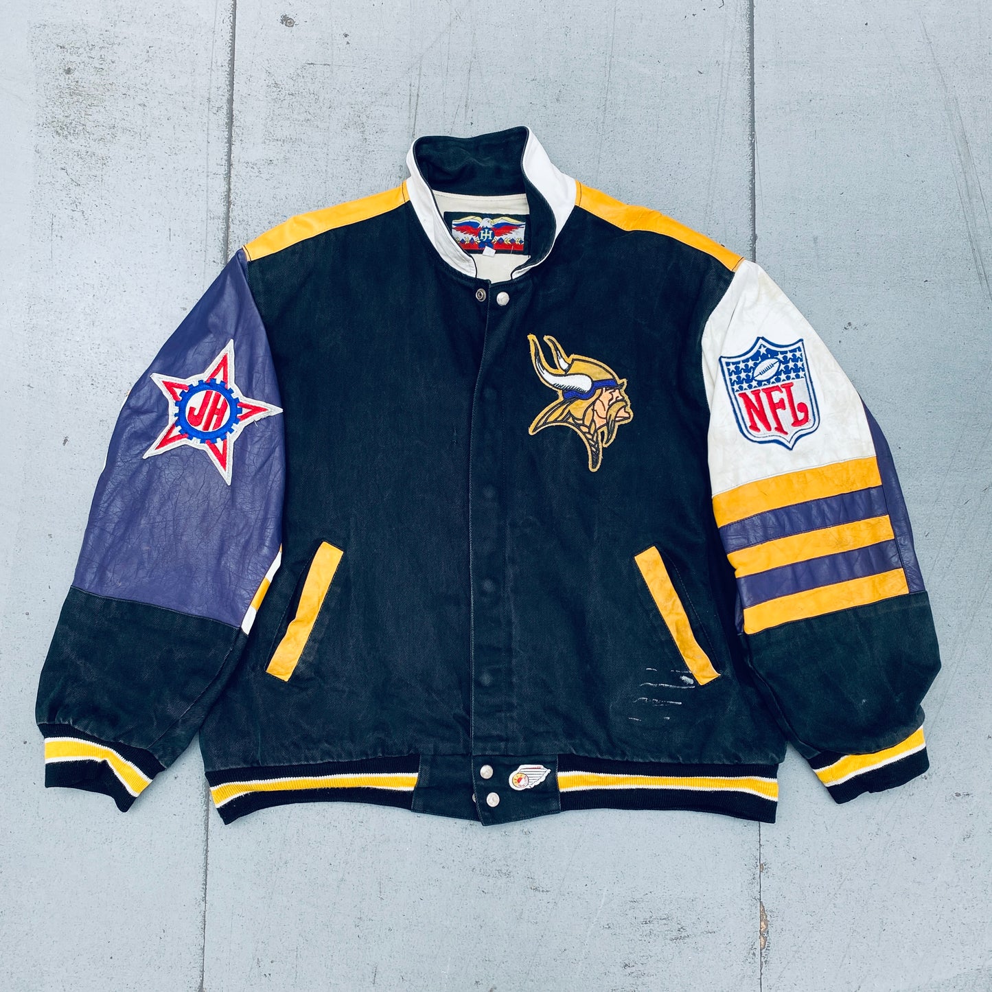 Minnesota Vikings: 1990's Jeff Hamilton Jacket (XL)