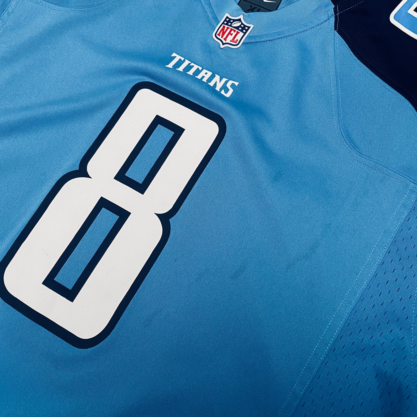 Tennessee Titans: Marcus Mariota 2015/16 Rookie (XL)