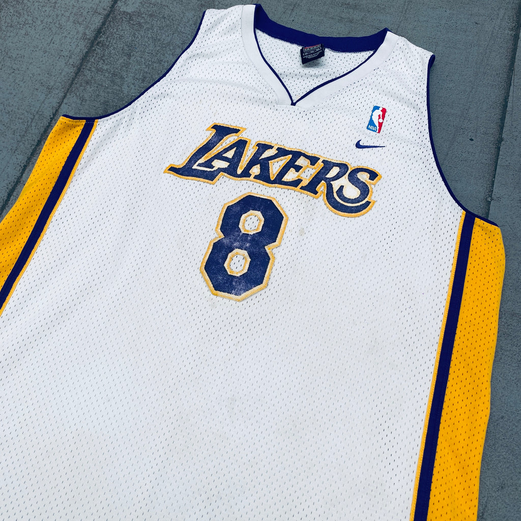 Los Angeles Lakers Vintage Nike Basketball Jersey Stitched On Logos an
