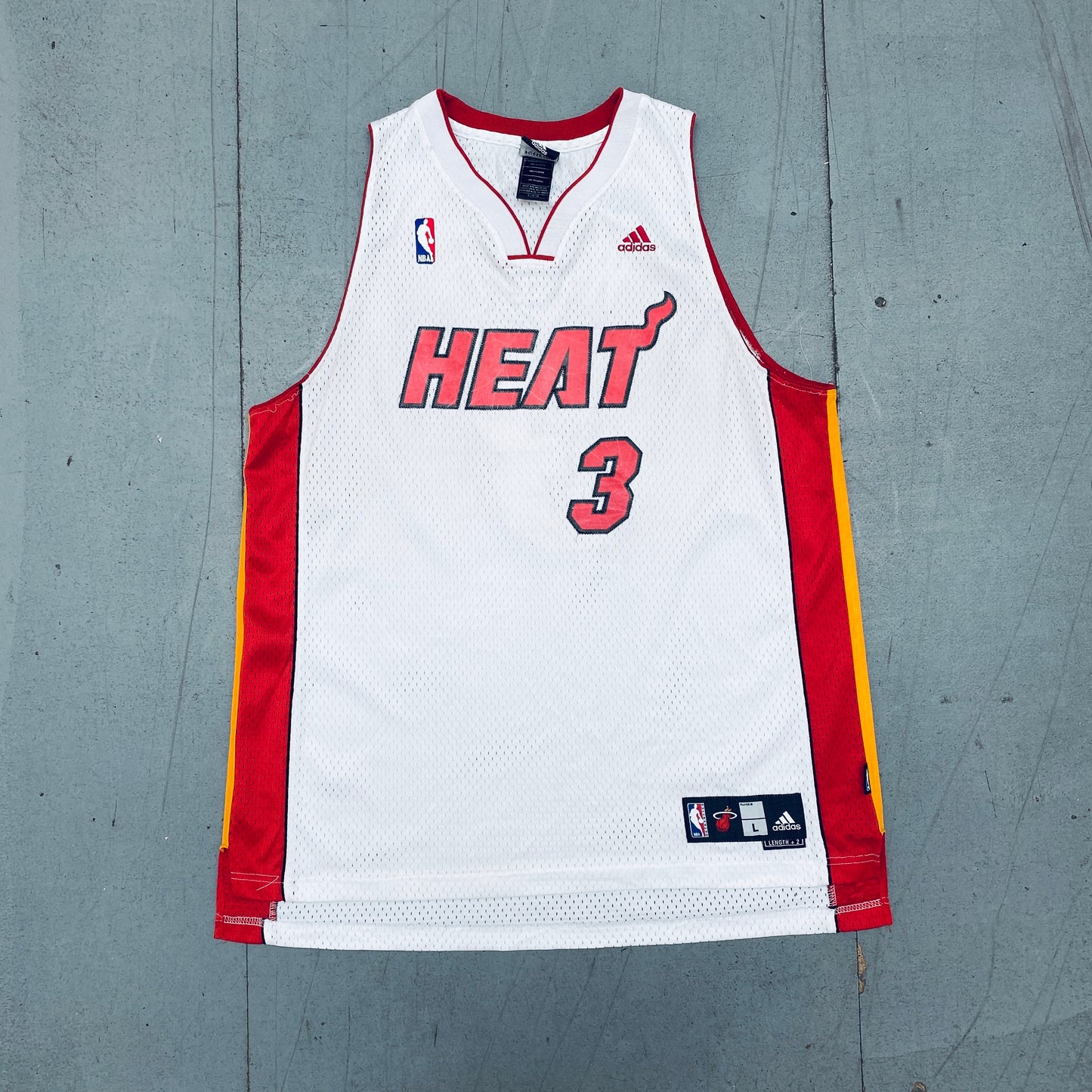 Miami Heat: Dwyane Wade 2006/07 White Adidas Stitched Jersey (L)