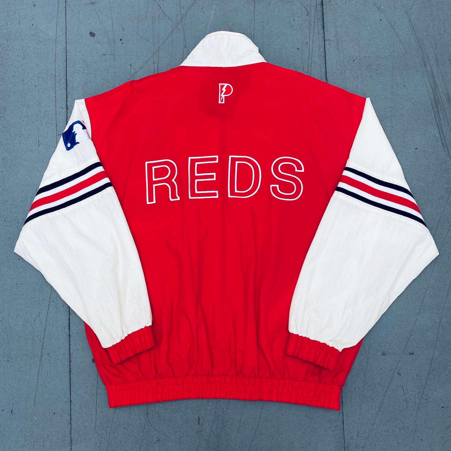 Cincinnati Reds: 1990's Pro Player Reverse Spellout Fullzip Windbreaker (XL)